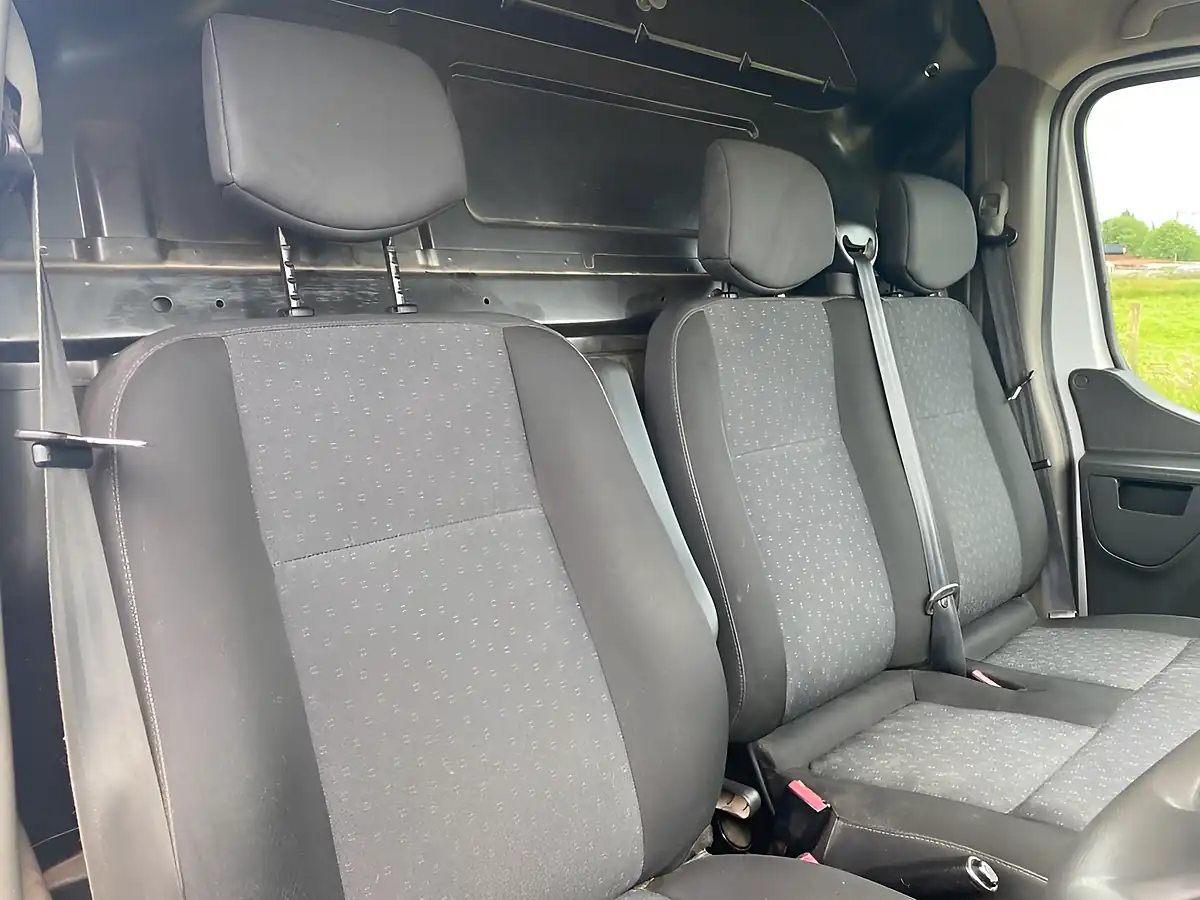 Used 2019 Vauxhall Movano 3500 L2 H2 White - Interior and Exterior details 12