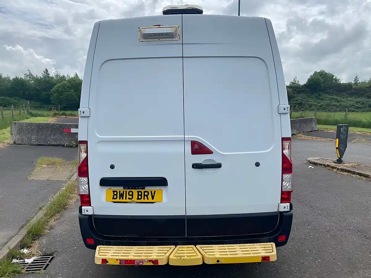 Used 2019 Vauxhall Movano 3500 L2 H2 White - Interior and Exterior details 14