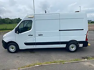 Used 2019 Vauxhall Movano 3500 L2 H2 White - Interior and Exterior details 16