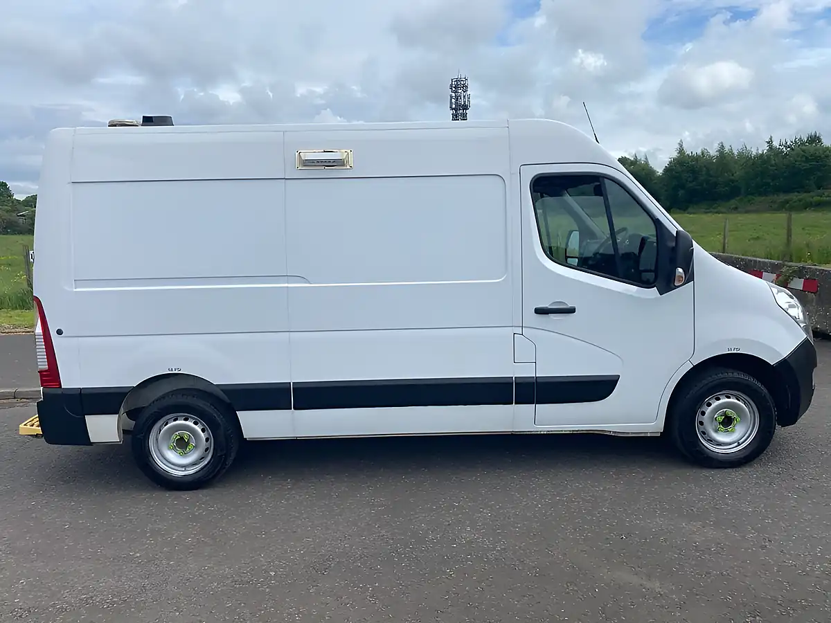Used 2019 Vauxhall Movano 3500 L2 H2 White - Interior and Exterior details 2