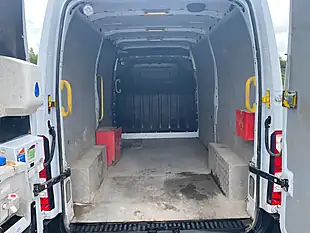 Used 2019 Vauxhall Movano 3500 L2 H2 White - Interior and Exterior details 8