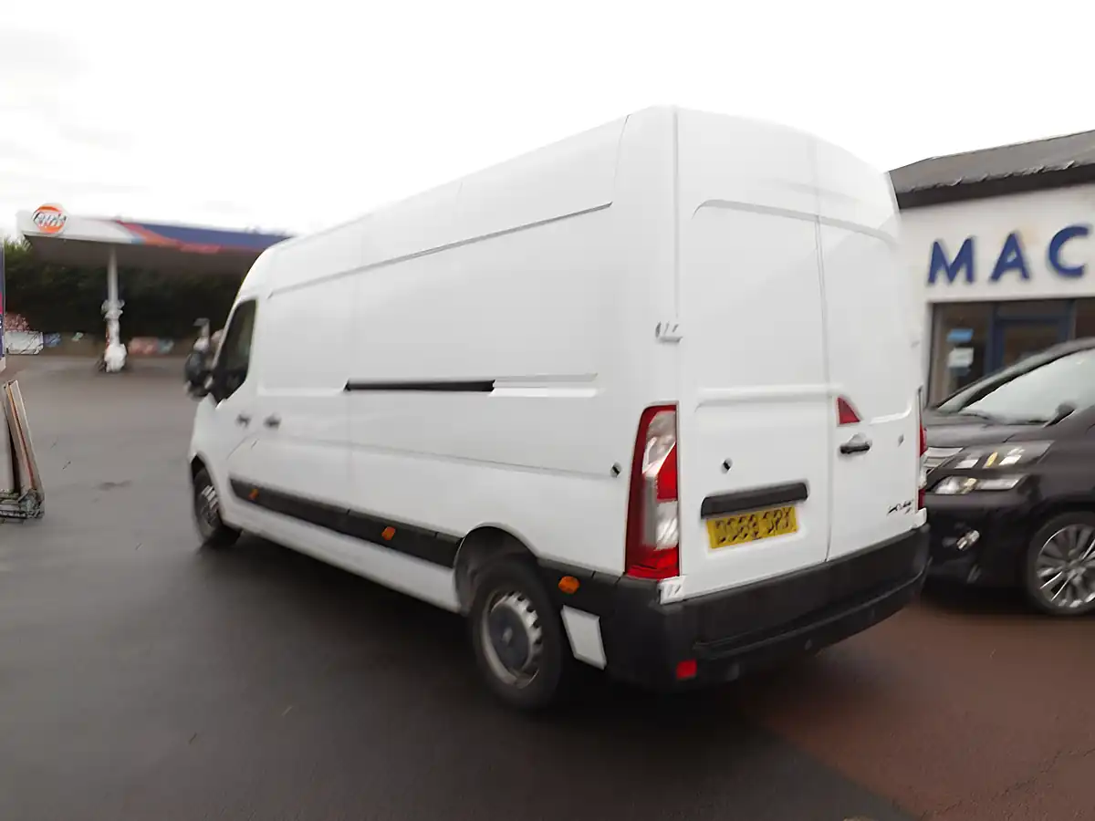 Used 2019 Vauxhall Movano 3500 Panel Van L3 H2 White - Interior and Exterior details 9