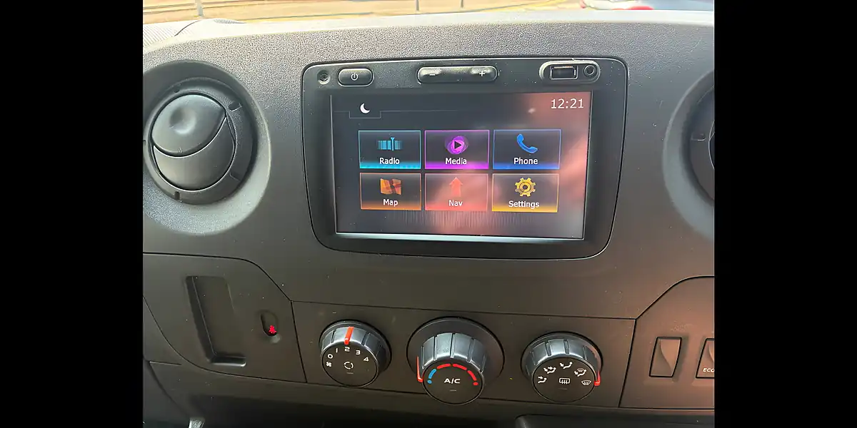 Used 2019 Vauxhall Movano 3500 Panel Van White - Interior and Exterior details 10