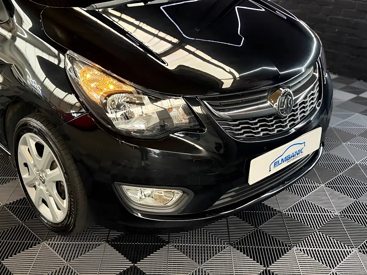 Used 2019 Vauxhall Viva Se Black - Interior and Exterior details 18