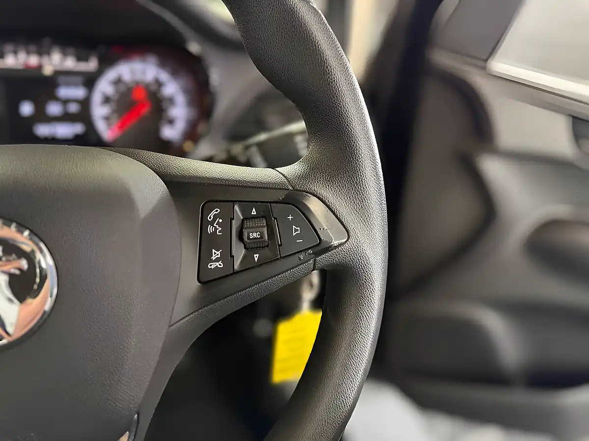 Used 2019 Vauxhall Viva Se Black - Interior and Exterior details 7