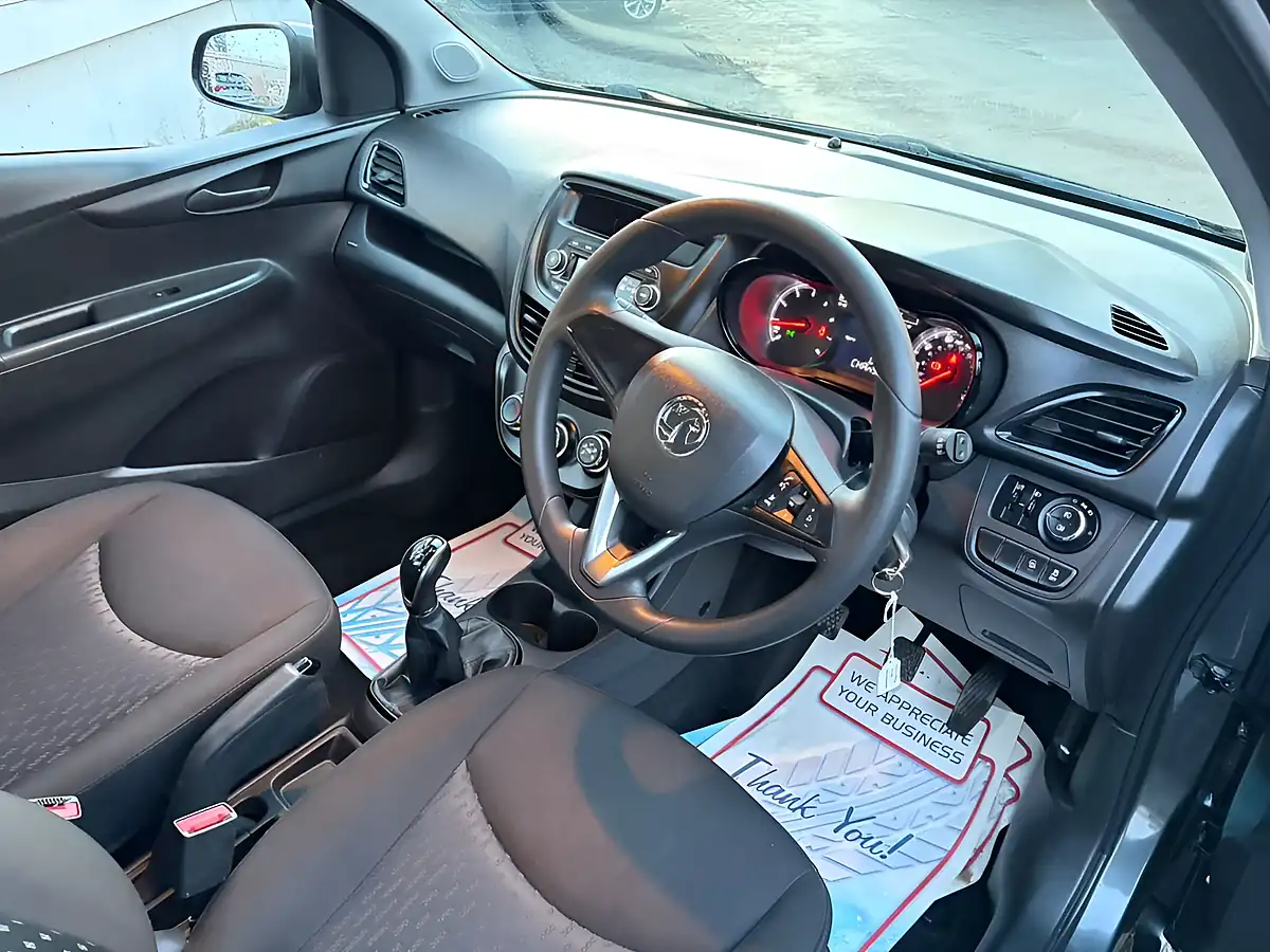 Used 2019 Vauxhall Viva Se Grey - Interior and Exterior details 11