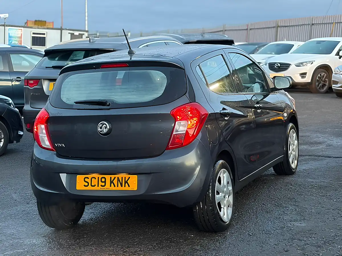 Used 2019 Vauxhall Viva Se Grey - Interior and Exterior details 13