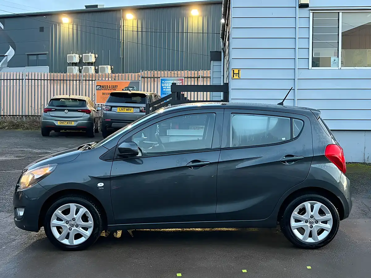 Used 2019 Vauxhall Viva Se Grey - Interior and Exterior details 14