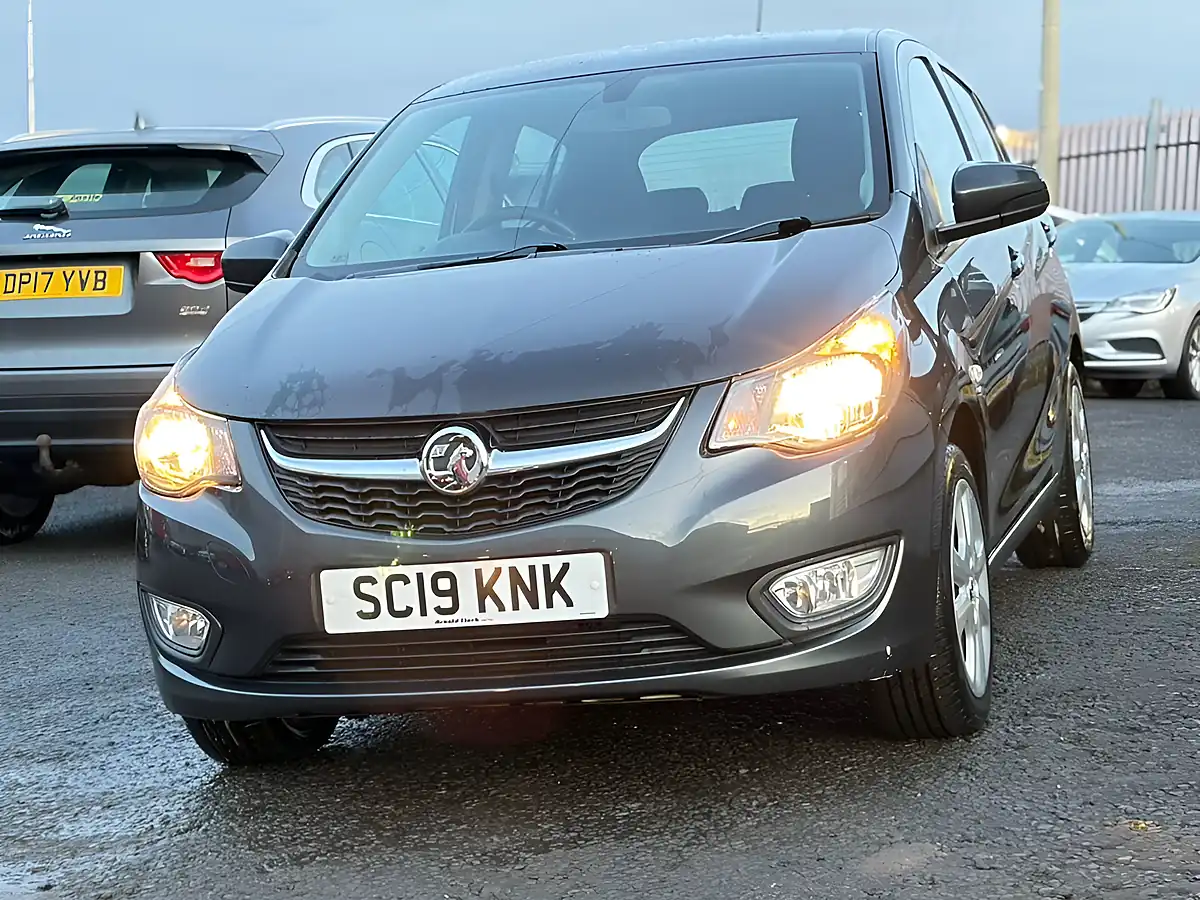 Used 2019 Vauxhall Viva Se Grey - Interior and Exterior details 15