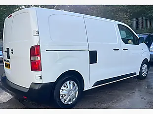 Used 2019 Vauxhall Vivaro 2700 Edition White - Interior and Exterior details 9