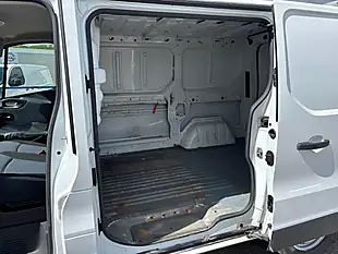 Used 2019 Vauxhall Vivaro 2700 Panel Van L1 H1 White - Interior and Exterior details 11