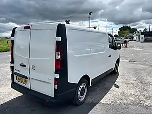 Used 2019 Vauxhall Vivaro 2700 Panel Van L1 H1 White - Interior and Exterior details 4