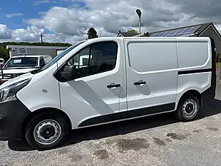 Used 2019 Vauxhall Vivaro 2700 Panel Van L1 H1 White - Interior and Exterior details 8