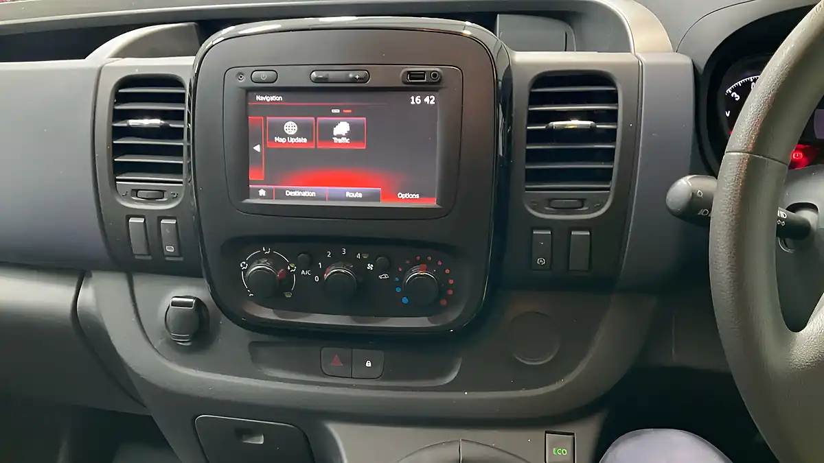 Used 2019 Vauxhall Vivaro 2700 Sat Nav White - Interior and Exterior details 12