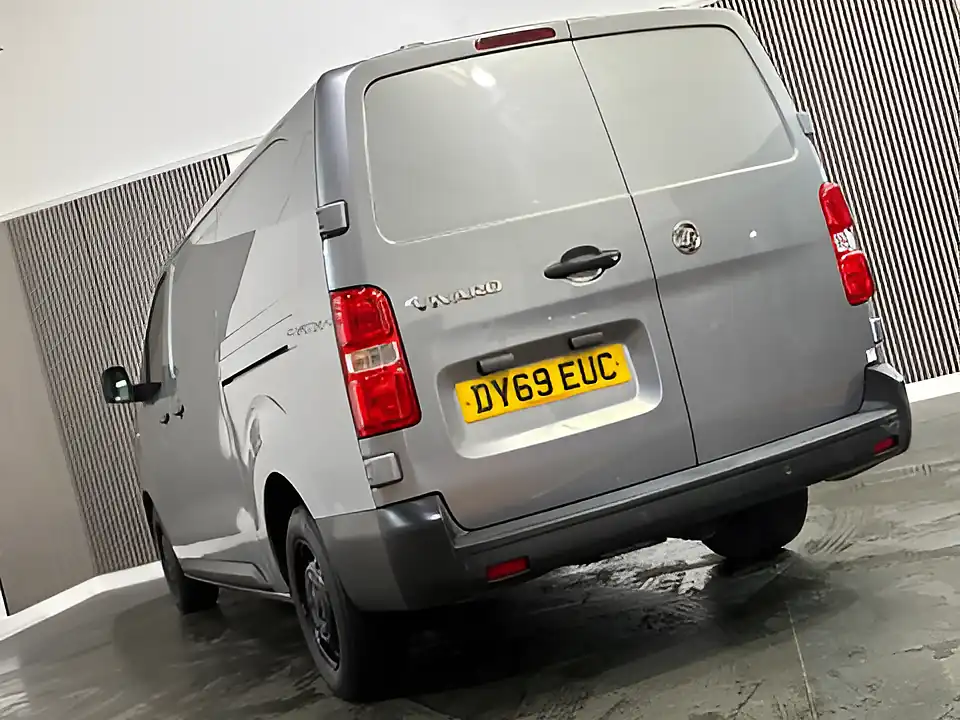 Used 2019 Vauxhall Vivaro 2900 Edition L2 H1 Grey - Interior and Exterior details 11