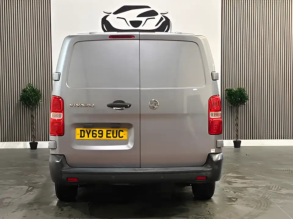 Used 2019 Vauxhall Vivaro 2900 Edition L2 H1 Grey - Interior and Exterior details 12