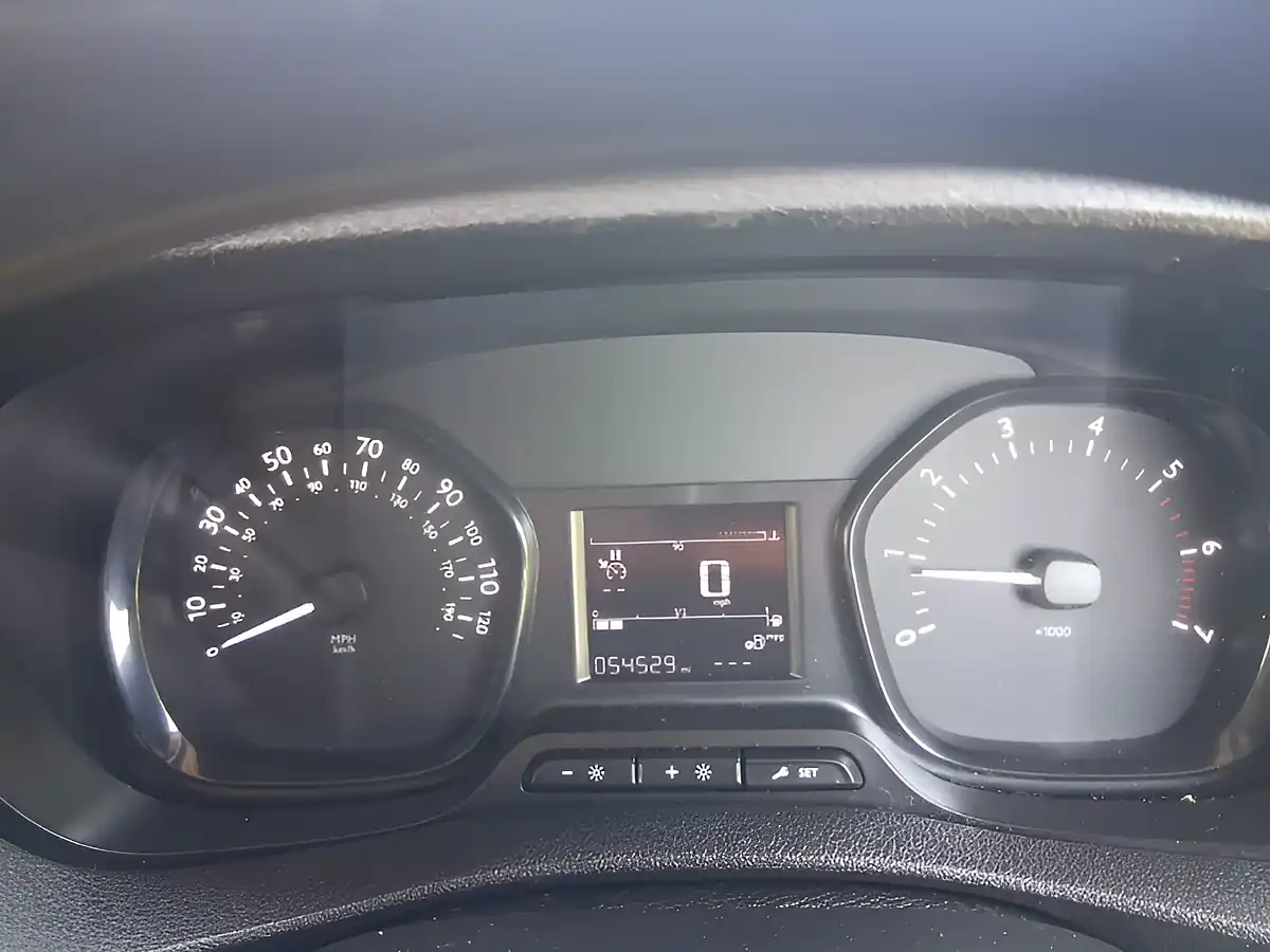 Used 2019 Vauxhall Vivaro 2900 Edition White - Interior and Exterior details 14