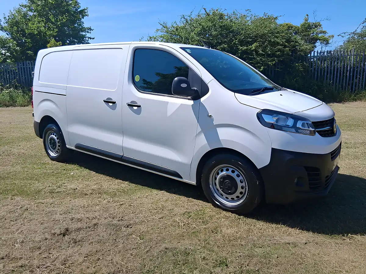 Used 2019 Vauxhall Vivaro 2900 Edition White - Interior and Exterior details 7