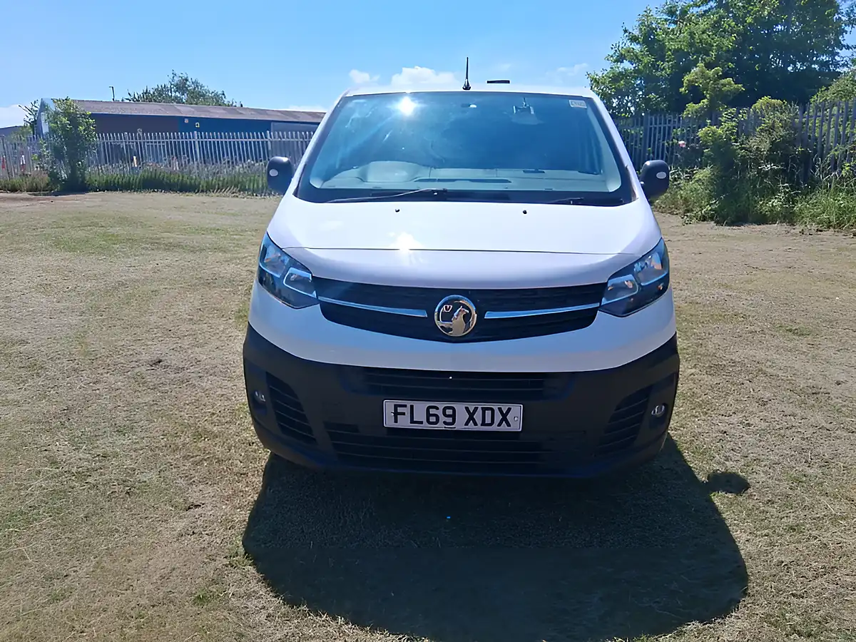 Used 2019 Vauxhall Vivaro 2900 Edition White - Interior and Exterior details 8