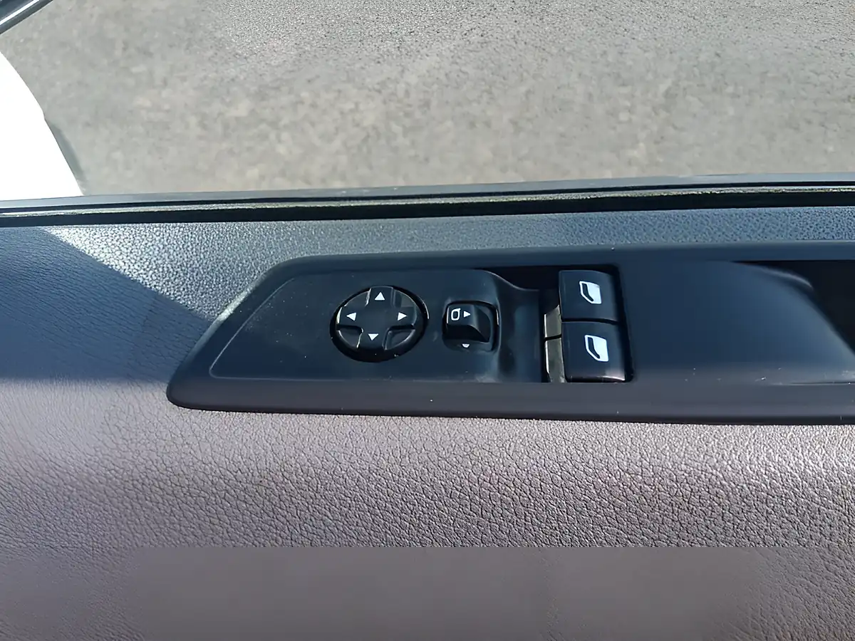 Used 2019 Vauxhall Vivaro 2900 Edition White - Interior and Exterior details 19