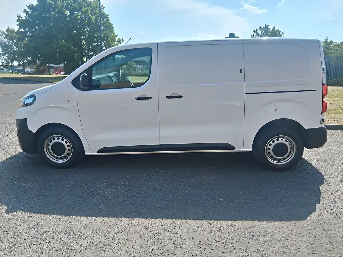 Used 2019 Vauxhall Vivaro 2900 Edition White - Interior and Exterior details 2