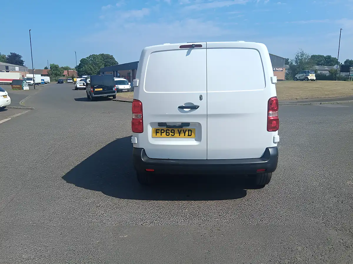 Used 2019 Vauxhall Vivaro 2900 Edition White - Interior and Exterior details 4