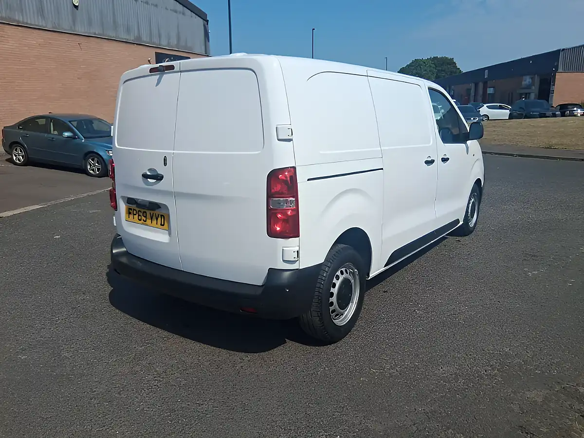 Used 2019 Vauxhall Vivaro 2900 Edition White - Interior and Exterior details 5