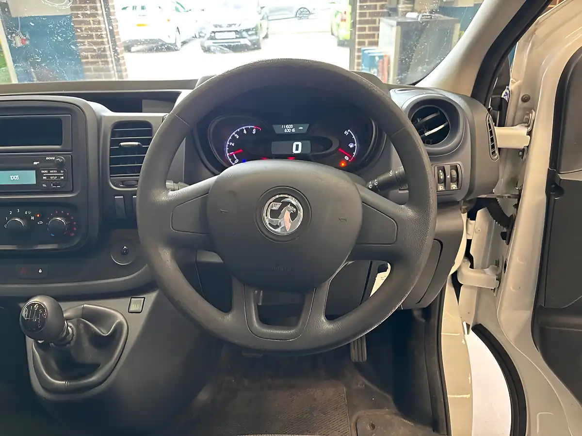 Used 2019 Vauxhall Vivaro 2900 Panel Van L2 H1 White - Interior and Exterior details 15