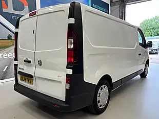 Used 2019 Vauxhall Vivaro 2900 Panel Van L2 H1 White - Interior and Exterior details 5