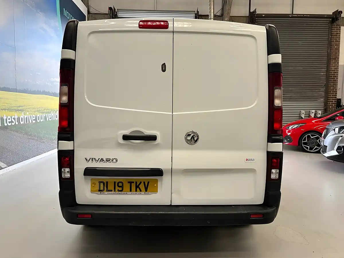 Used 2019 Vauxhall Vivaro 2900 Panel Van L2 H1 White - Interior and Exterior details 6