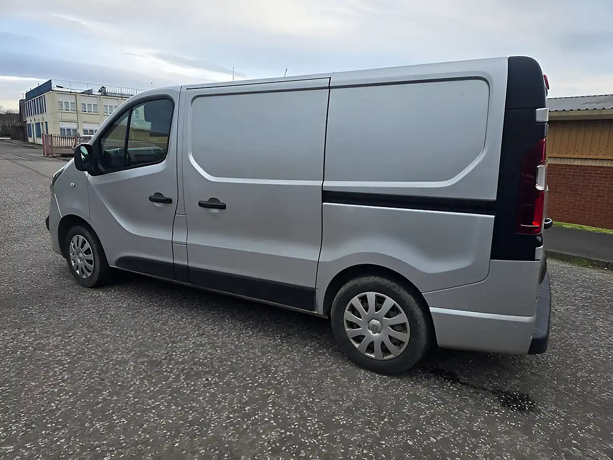 Used 2019 Vauxhall Vivaro 2900 Sportive Silver - Interior and Exterior details 20