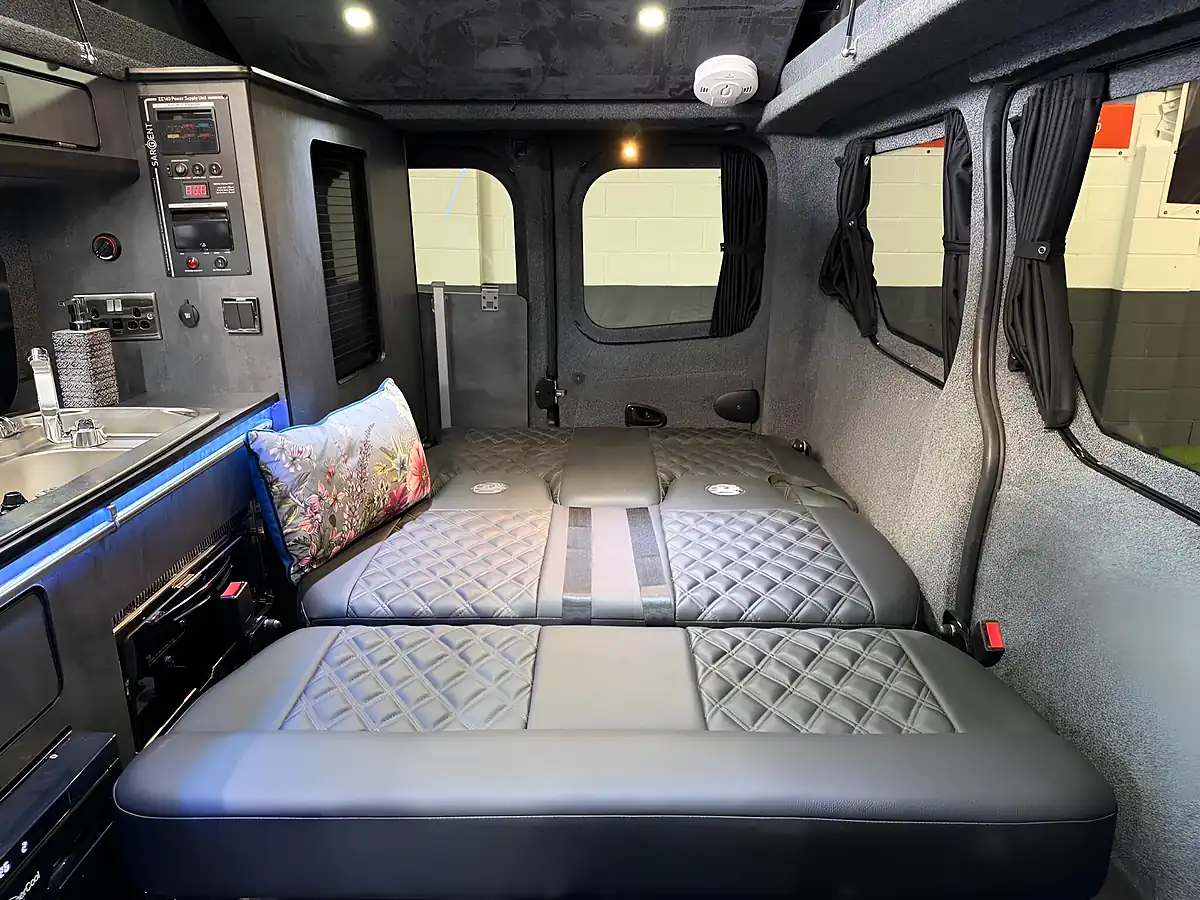 Used 2019 Vauxhall Vivaro Black - Interior and Exterior details 5