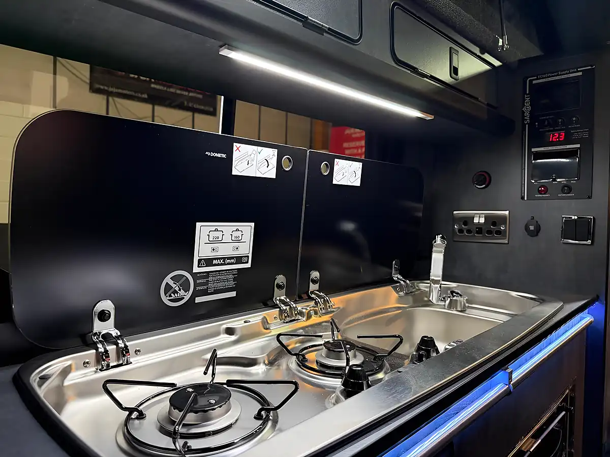Used 2019 Vauxhall Vivaro Black - Interior and Exterior details 9