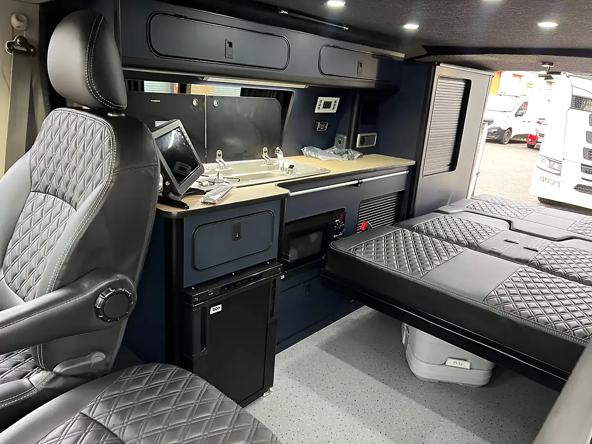 Used 2019 Vauxhall Vivaro Campervan Grey - Interior and Exterior details 5