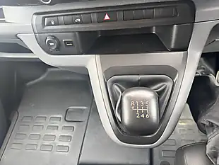 Used 2019 Vauxhall Vivaro Dynamic Grey - Interior and Exterior details 15
