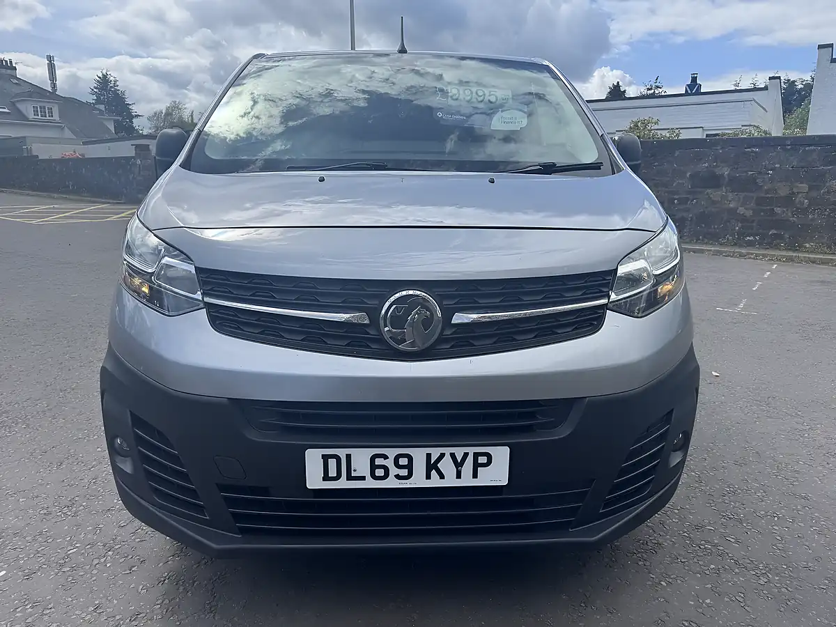 Used 2019 Vauxhall Vivaro Dynamic Grey - Interior and Exterior details 2