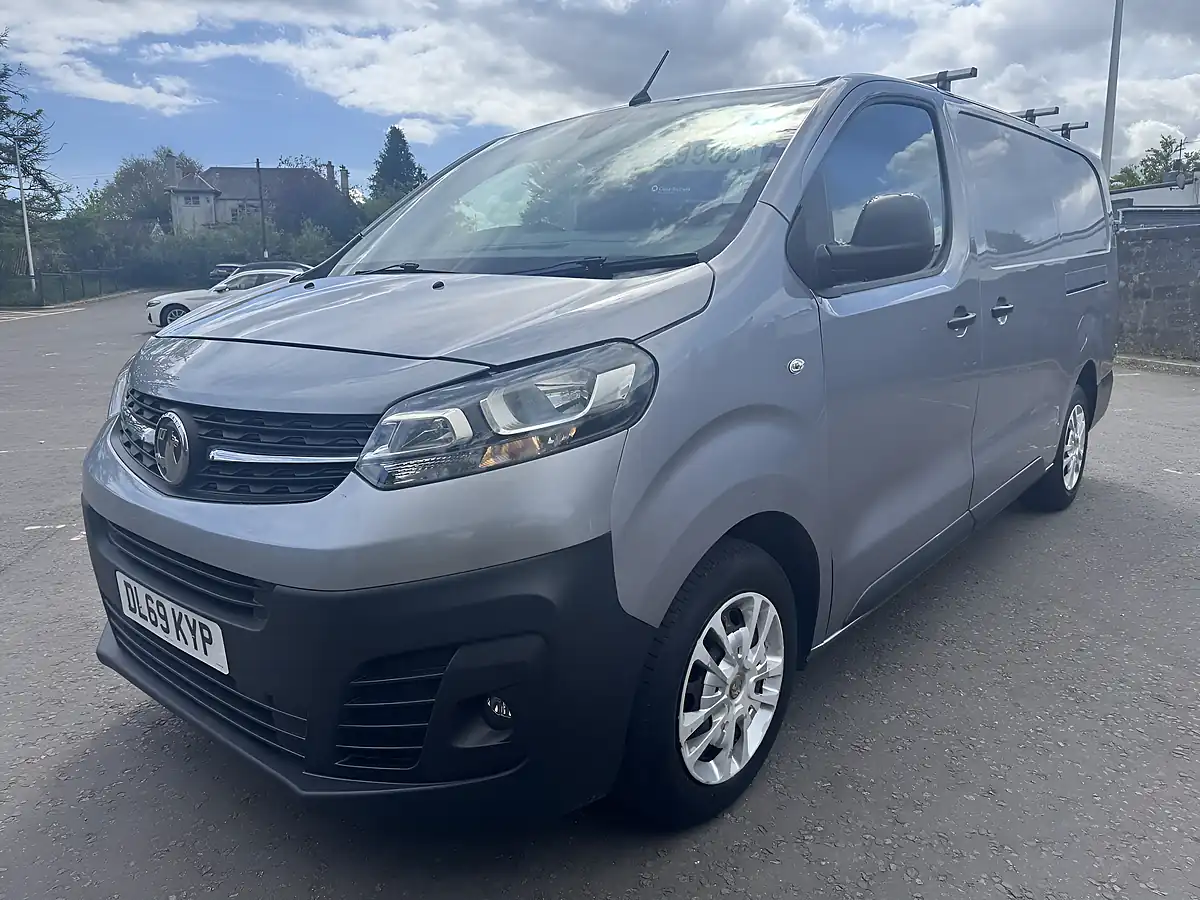 Used 2019 Vauxhall Vivaro Dynamic Grey - Interior and Exterior details 3