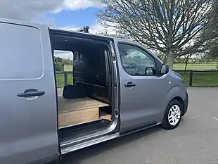 Used 2019 Vauxhall Vivaro Dynamic Grey - Interior and Exterior details 8