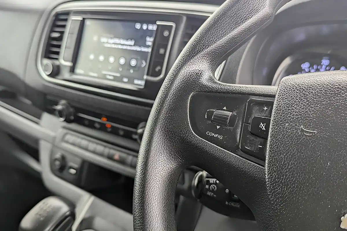 Used 2019 Vauxhall Vivaro Dynamic - Interior and Exterior details 7
