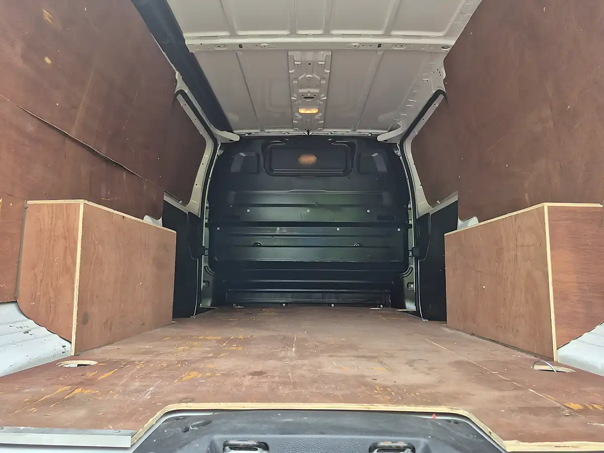 Used 2019 Vauxhall Vivaro Dynamic White - Interior and Exterior details 11