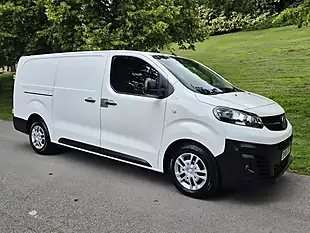 Used 2019 Vauxhall Vivaro Dynamic White - Interior and Exterior details 4