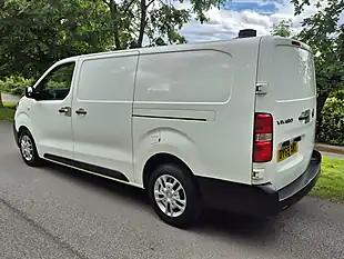 Used 2019 Vauxhall Vivaro Dynamic White - Interior and Exterior details 5