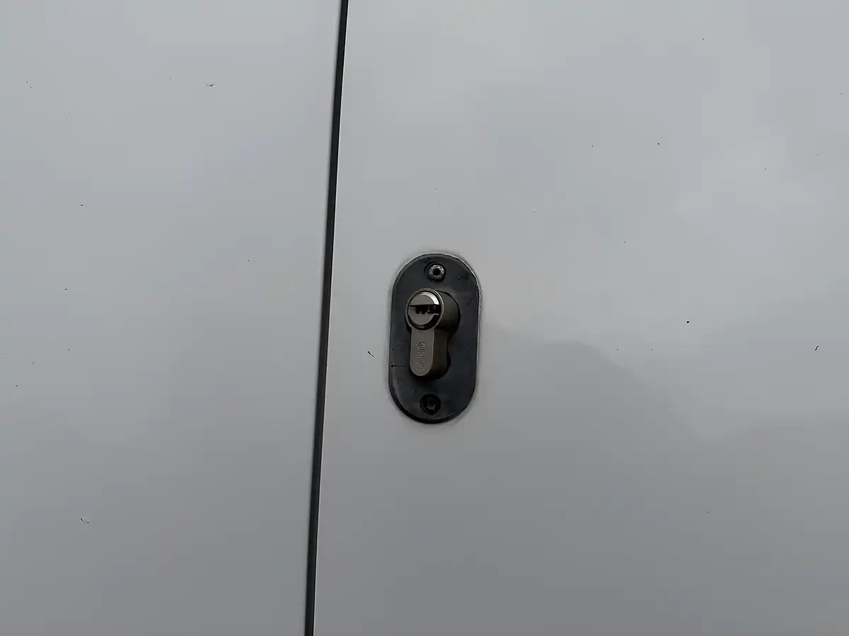 Used 2019 Vauxhall Vivaro Dynamic White - Interior and Exterior details 12