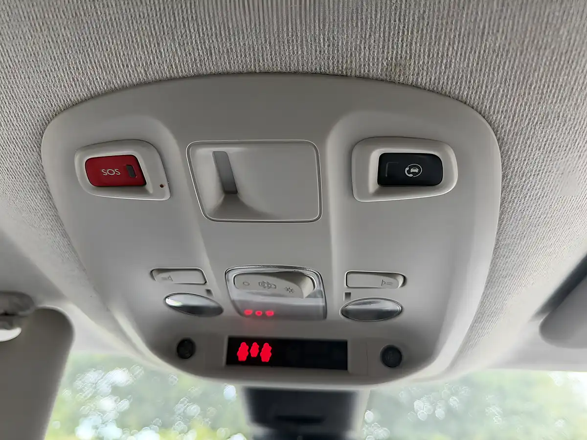 Used 2019 Vauxhall Vivaro Dynamic White - Interior and Exterior details 19