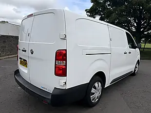Used 2019 Vauxhall Vivaro Dynamic White - Interior and Exterior details 9