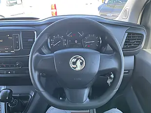 Used 2019 Vauxhall Vivaro Dynamic White - Interior and Exterior details 13