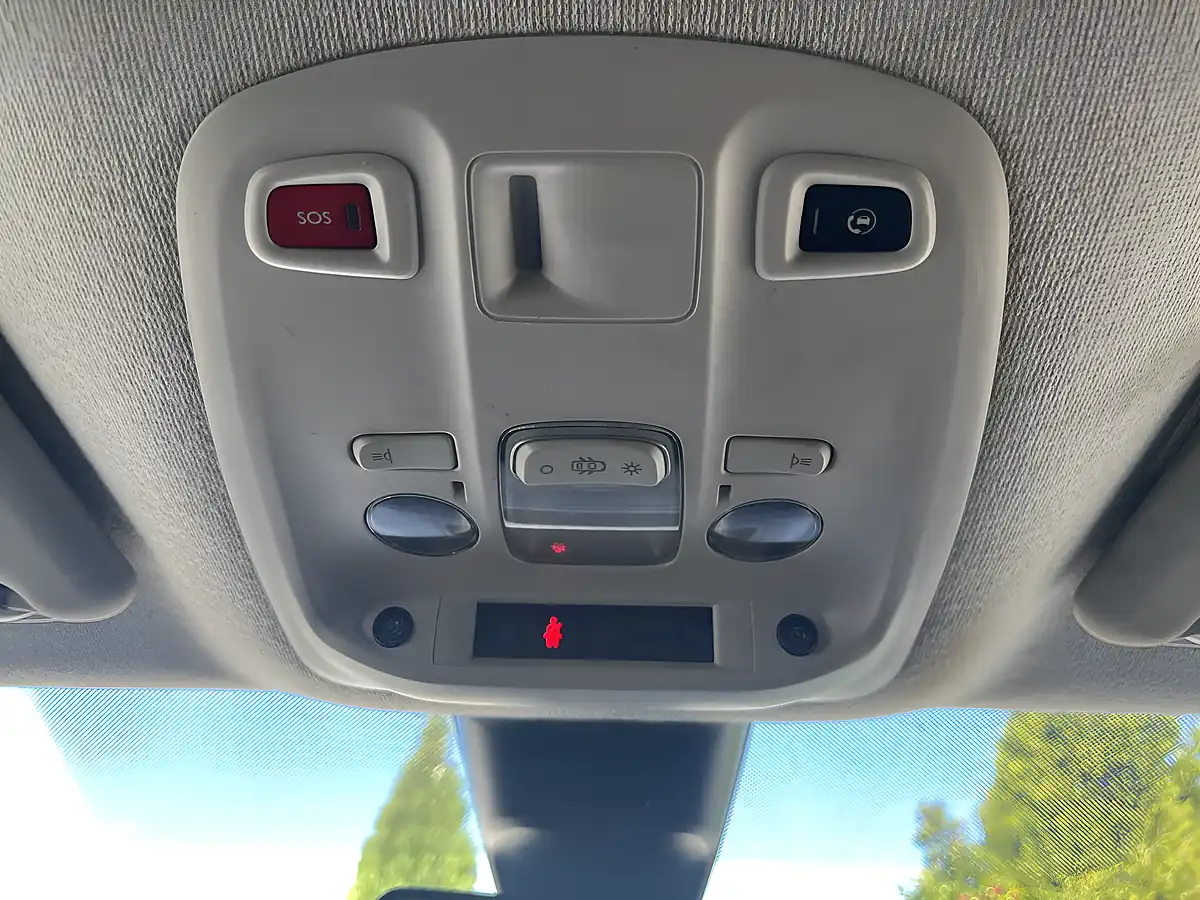 Used 2019 Vauxhall Vivaro Dynamic White - Interior and Exterior details 17