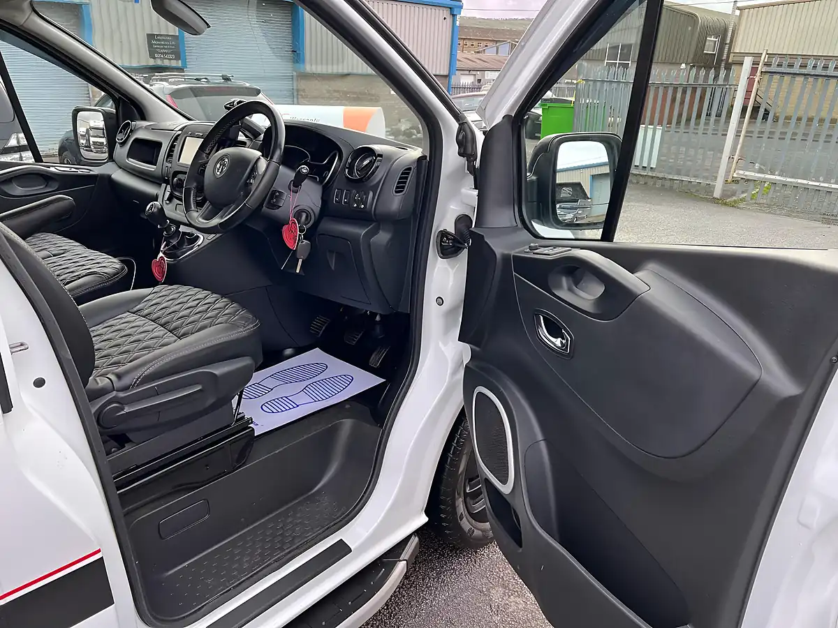 Used 2019 Vauxhall Vivaro Ecotec Limited Edition Nav White - Interior and Exterior details 13