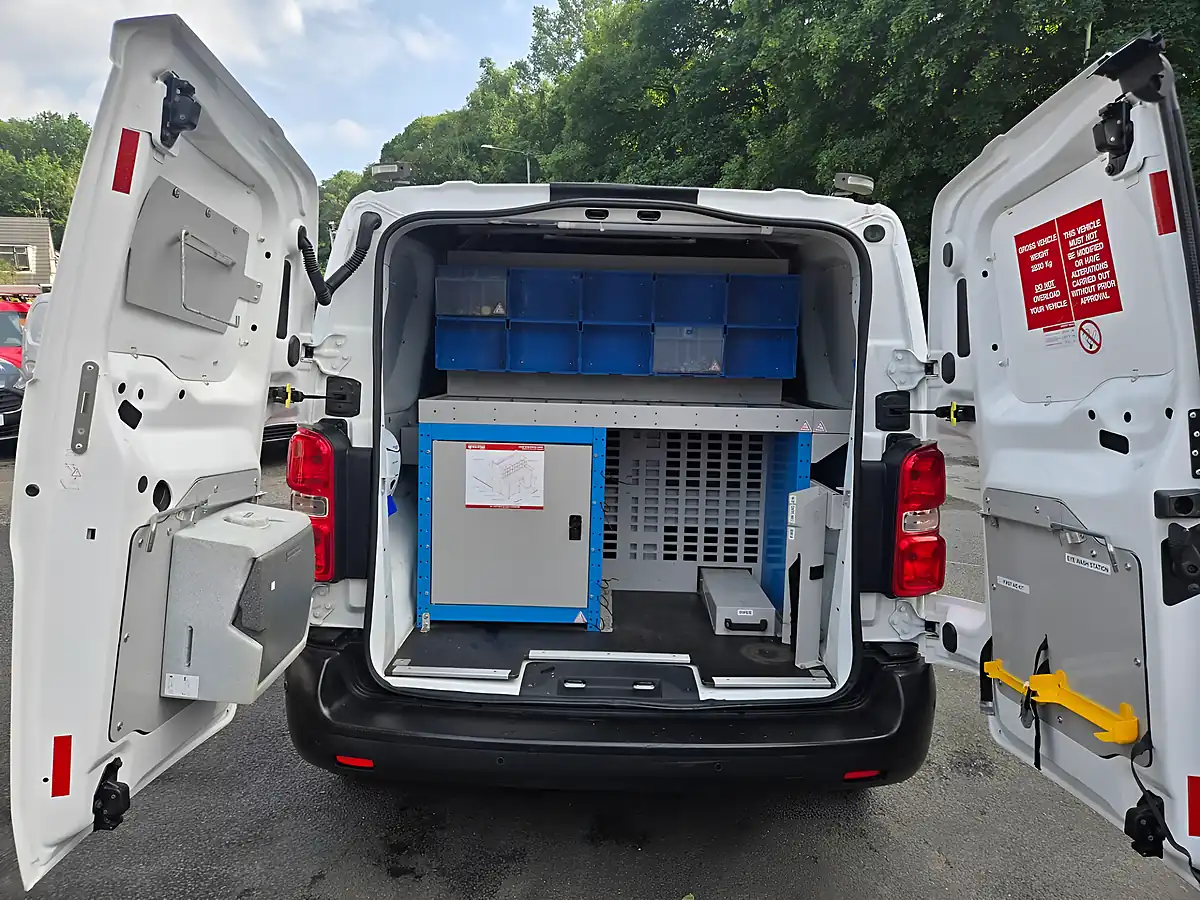 Used 2019 Vauxhall Vivaro Edition H1 White - Interior and Exterior details 11