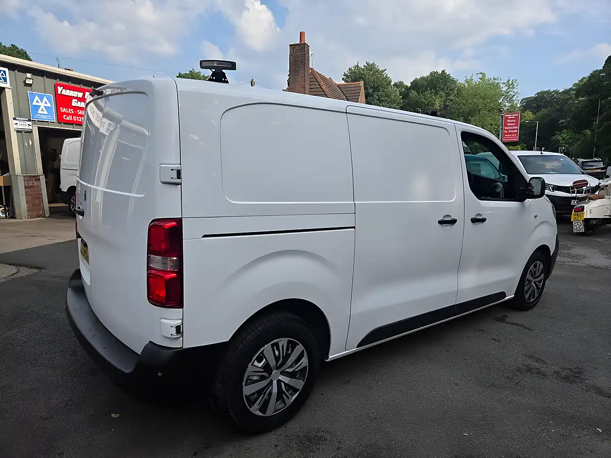 Used 2019 Vauxhall Vivaro Edition H1 White - Interior and Exterior details 13